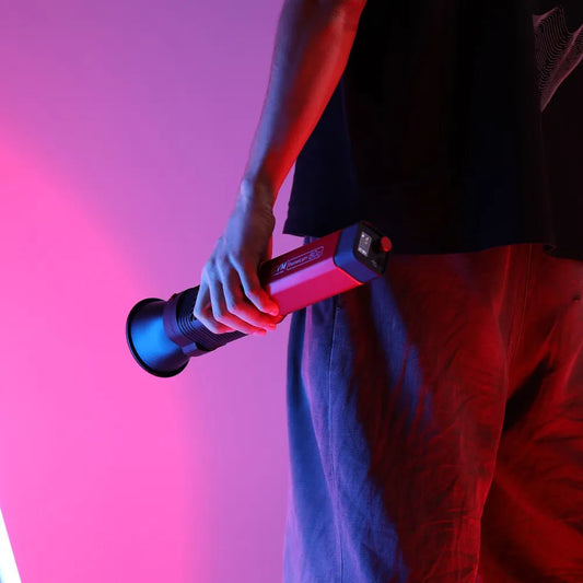 Cined First Look: GVM PocketLight PD60C RGBWW LED Light with Built-in Battery - JIAN CHENG TECHNOLOGY INC.