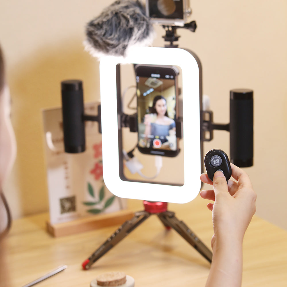 GVM TL600B 6W hand-held dual color temperature mobile phone ring light for live stream